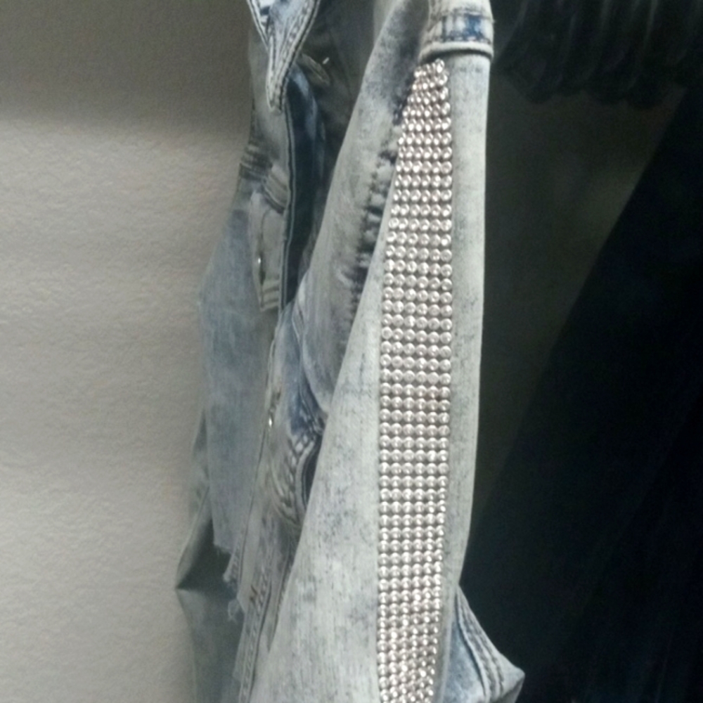 GUESS jean jacket